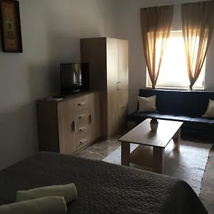 Nana Apartmanhaz Hajdúszoboszló